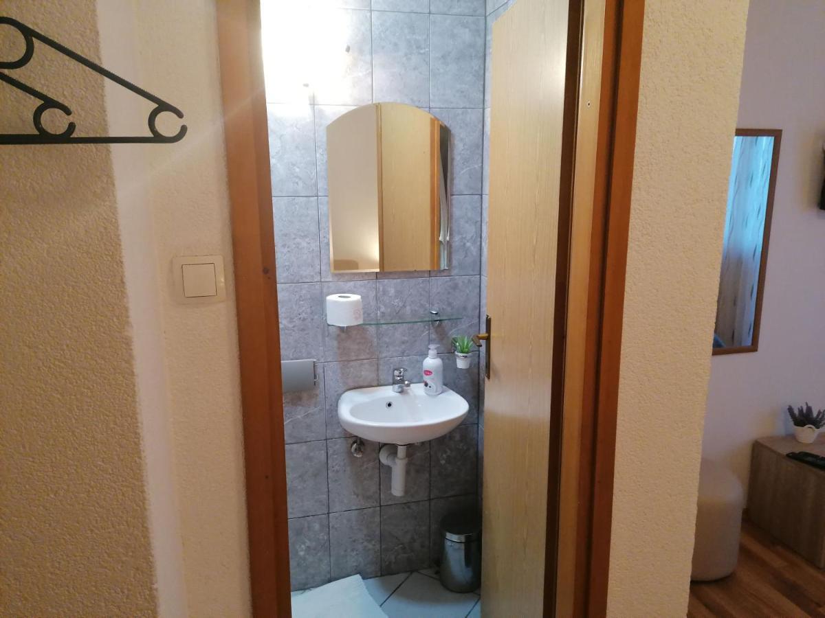 Apartment And Rooms Nevenka بولجاناك المظهر الخارجي الصورة