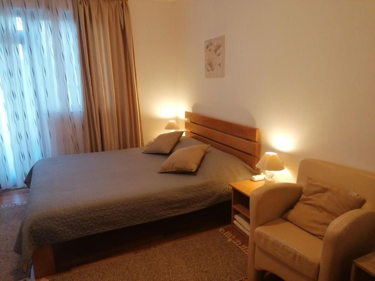 Apartment And Rooms Nevenka بولجاناك المظهر الخارجي الصورة